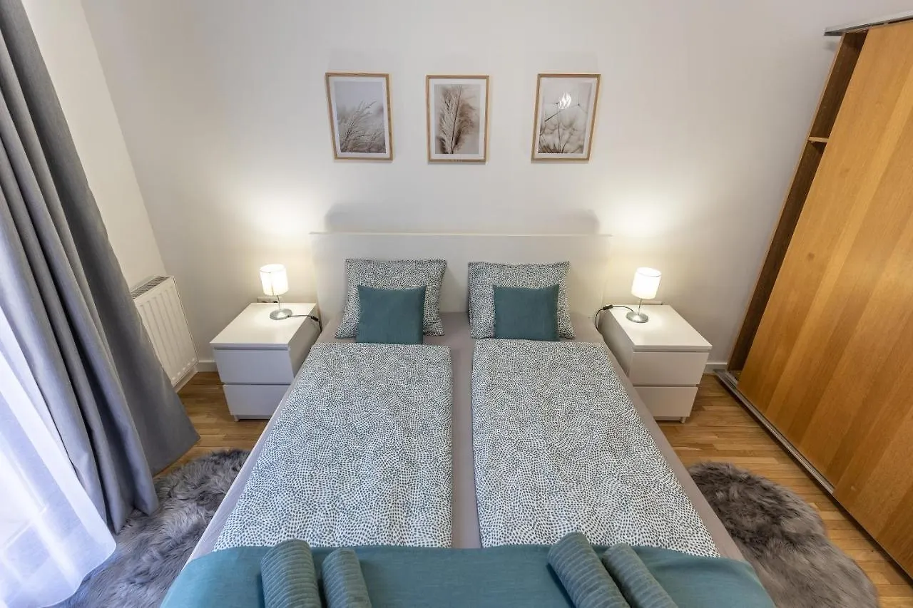 Pleasure Place Apartment Βουδαπέστη 0*,